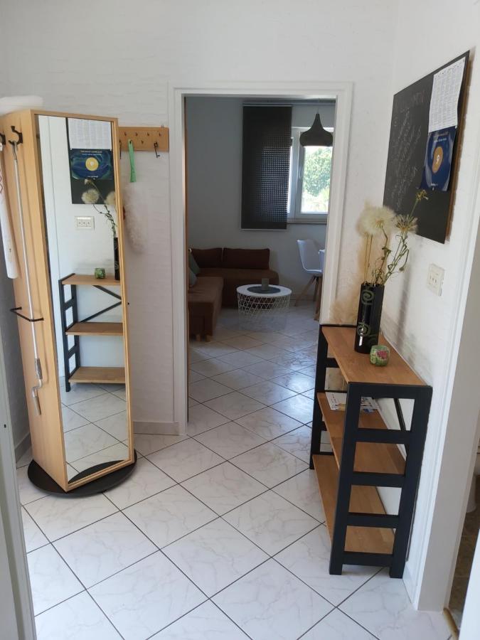 Ferienwohnung Mit 2 Schlafzimmer Oder Studio Apartment - Istrien-Fiorini Brtonigla Luaran gambar
