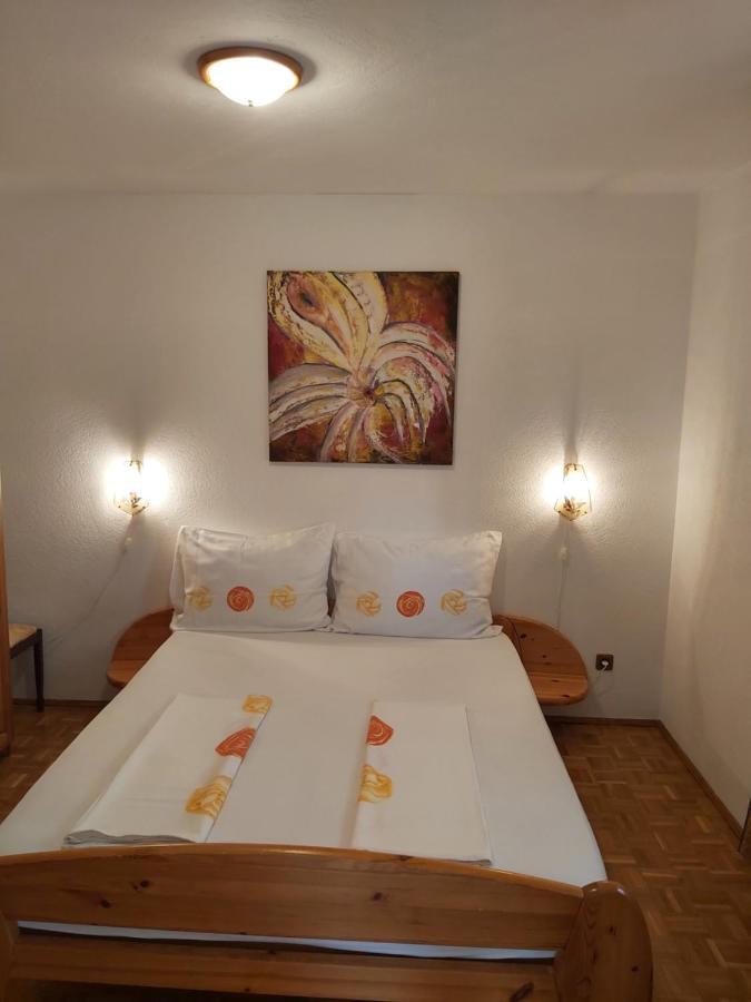 Ferienwohnung Mit 2 Schlafzimmer Oder Studio Apartment - Istrien-Fiorini Brtonigla Luaran gambar